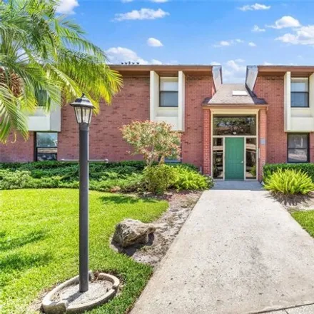 Buy this 3 bed condo on 111 Caryl Way in Pinellas County, FL 34677
