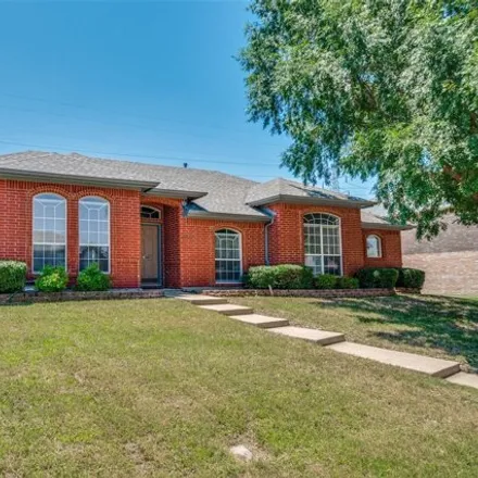 Image 2 - 2628 Leicester Drive, Carrollton, TX 75006, USA - House for rent