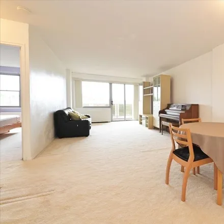 Image 5 - The Camelot, 175-20 Wexford Terrace, New York, NY 11432, USA - Condo for sale