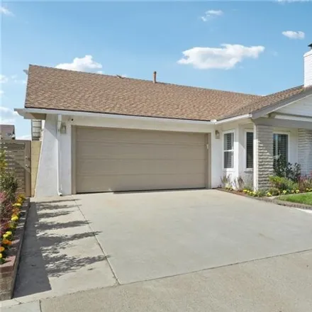 Image 2 - 9371 Asbury Circle, Westminster, CA 92683, USA - House for sale