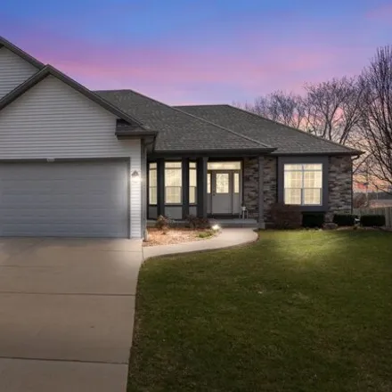 Buy this 3 bed house on 3563 West Sherwood Drive in Franklin, WI 53132