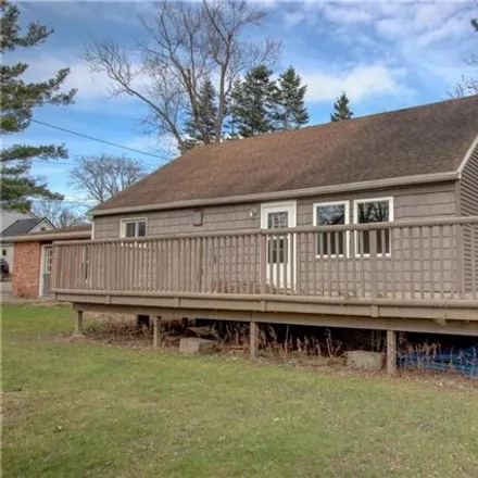 Buy this 8 bed house on 10637 Gowanda State Road in Village of North Collins, Erie County
