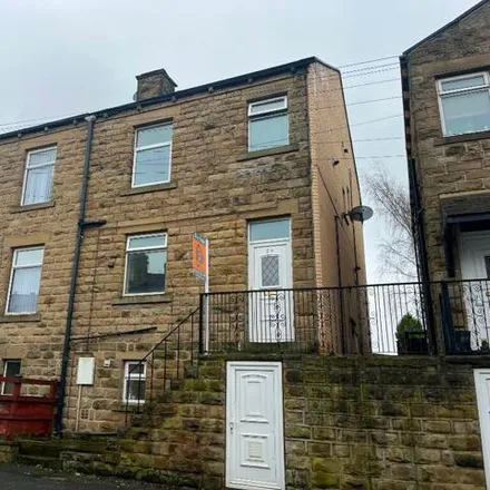 Buy this 2 bed duplex on Station Road in Dewsbury, WF12 8LZ