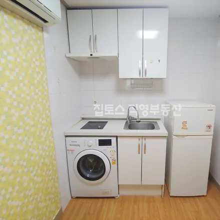 Image 5 - 서울특별시 강남구 신사동 534-10 - Apartment for rent
