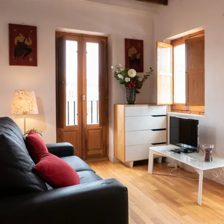 Rent this studio apartment on Calle de Laín Calvo in 12, 28011 Madrid