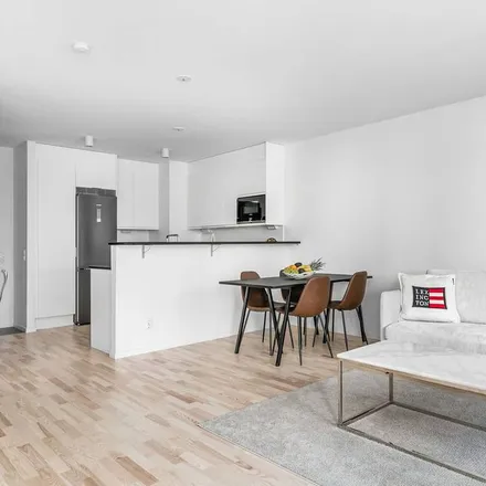 Rent this 2 bed apartment on Klövergatan 5B in 582 52 Linköping, Sweden
