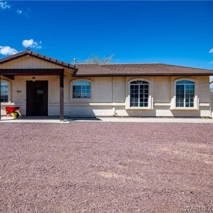 Buy this 3 bed house on 4277 North Willow Road in New Kingman-Butler, Mohave County