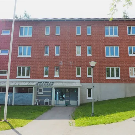 Rent this 3 bed apartment on Vuoksentie in 18150 Heinola, Finland