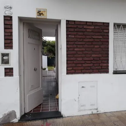 Rent this 2 bed house on Pueyrredón 6243 in Carapachay, Vicente López