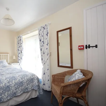 Rent this 1 bed townhouse on Nether Stowey in TA5 1LJ, United Kingdom