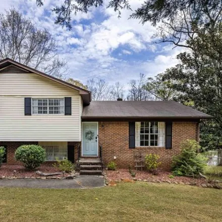 Buy this 3 bed house on 509 Creekview Lane in Cahaba Valley Estates, Pelham