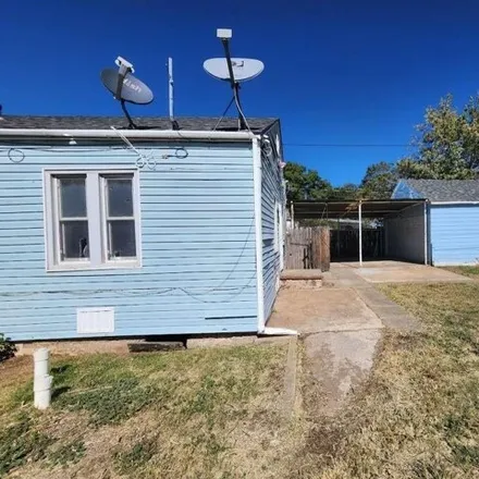 Image 7 - 1112 Charles St, Pampa, Texas, 79065 - House for sale