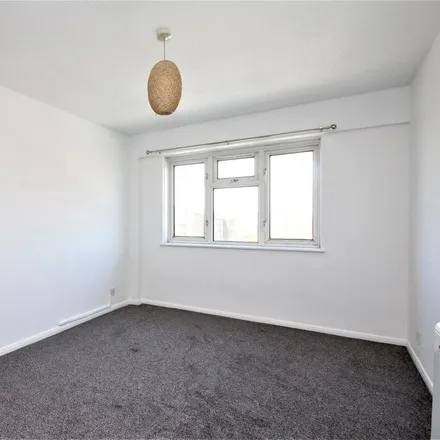 Image 5 - Dene Court, Mill Road, Worthing, BN11 4JJ, United Kingdom - Apartment for rent