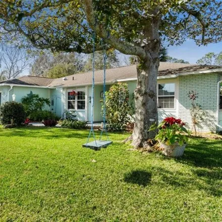Buy this 3 bed house on 71 Folcroft Lane in Palm Coast, FL 32137
