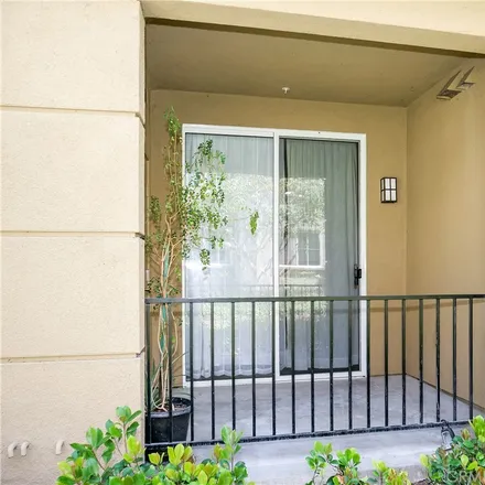 Image 3 - 2109 Watermarke Place, Irvine, CA 92612, USA - Condo for rent