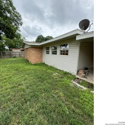 Image 3 - 289 East Langley Boulevard, Universal City, Bexar County, TX 78148, USA - House for sale