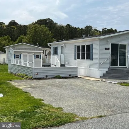 Buy this studio apartment on 12012 Assateague Way in Snug Harbor, Worcester County