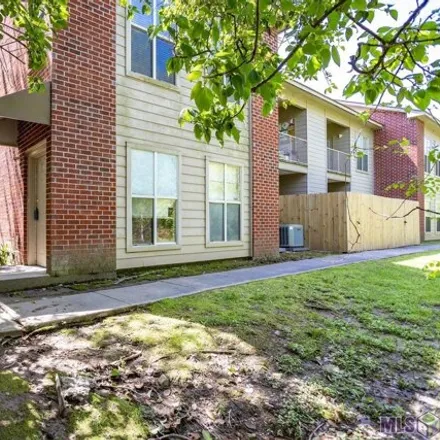 Buy this 3 bed condo on unnamed road in Arlington, Baton Rouge
