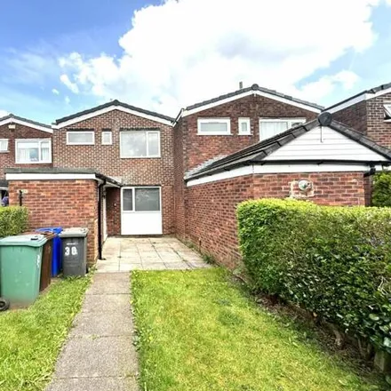 Rent this 3 bed townhouse on Richmond Walk in Ainsworth, M26 4HG