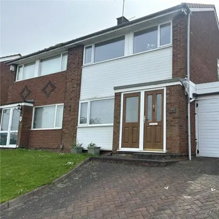 Buy this 3 bed duplex on Ercall Close in Oakengates, TF2 6RR