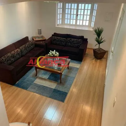 Rent this 3 bed house on Rua da Glória in Torres Tibagy, Guarulhos - SP