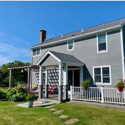 Buy this 5 bed house on Lakeside Drive in New Shoreham, RI 02807