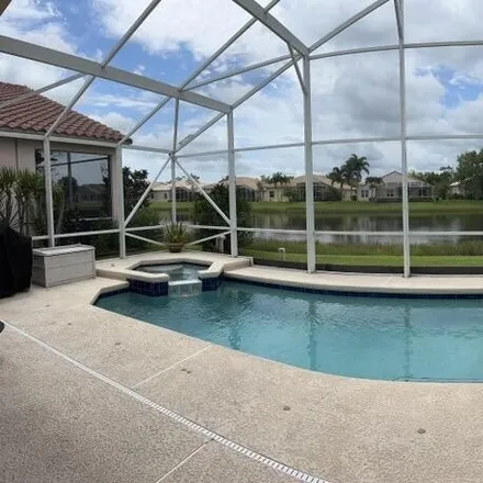 Image 7 - 392 Shoreline Circle, Port Saint Lucie, FL 34986, USA - House for rent