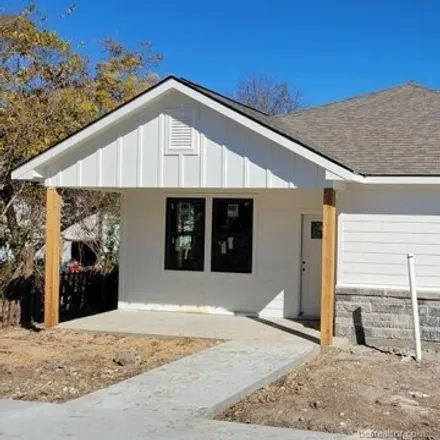 Rent this 3 bed house on 302 North Haswell Drive in Bryan, TX 77803