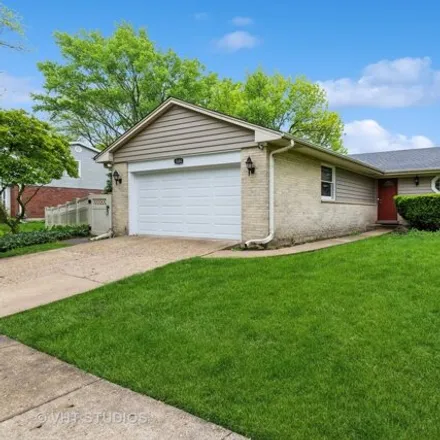Buy this 3 bed house on 2095 Woodview Drive in Mount Prospect, IL 60056