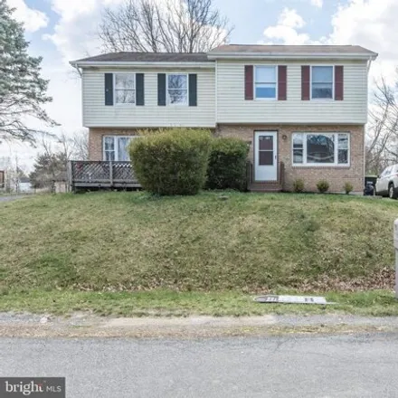 Buy this 2 bed townhouse on 163 Woodridge Court in Frederick County, VA 22655