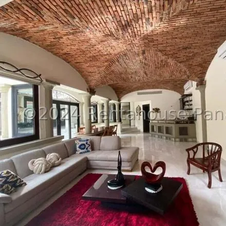 Rent this 7 bed house on Calle República de la India in Coco del Mar, 0818