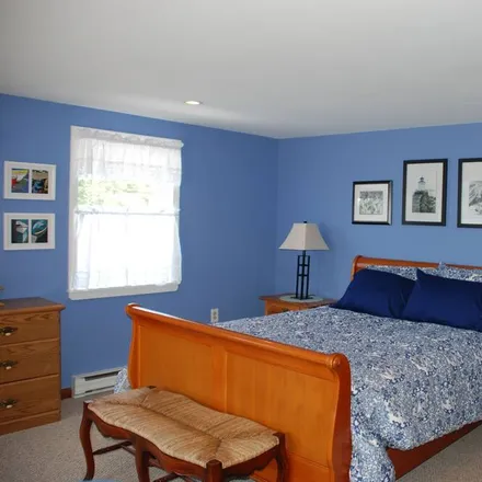 Rent this 4 bed house on Harpswell in ME, 04079