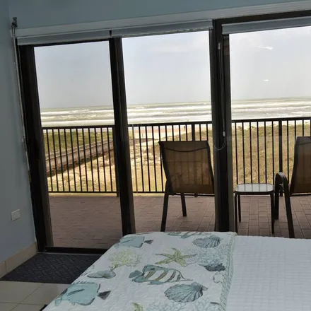 Image 1 - South Padre Island, TX, 78597 - Condo for rent
