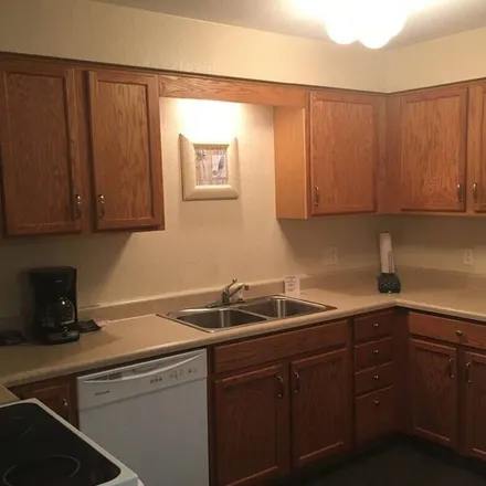 Image 3 - Osage Beach, MO, 65056 - Apartment for rent