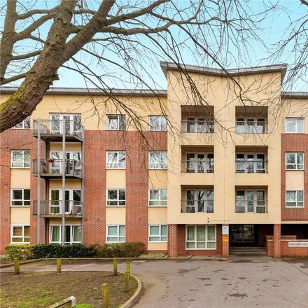 Rent this 2 bed apartment on Caversham Place in Richfield Avenue, Reading