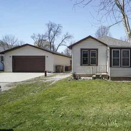 Rent this 2 bed house on 9114 30th Avenue in Pleasant Prairie, WI 53142