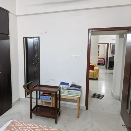 Rent this 2 bed apartment on unnamed road in Jodhpur Park, Kolkata - 700068