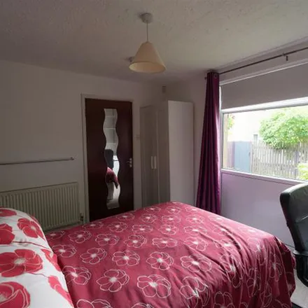 Rent this 6 bed apartment on 31 Rebecca Drive in Selly Oak, B29 6TP