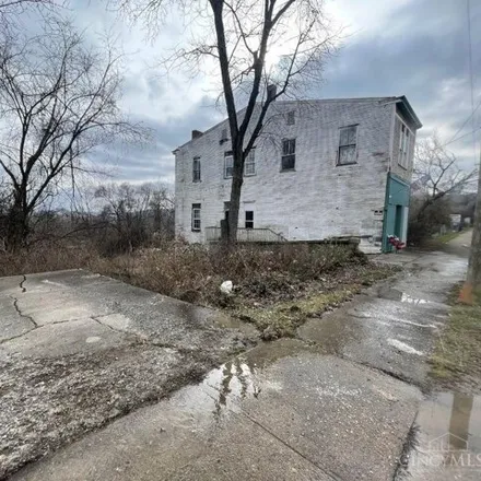 Image 2 - 1905 State Avenue, Cincinnati, OH 45214, USA - House for sale