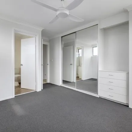 Image 7 - The Crest, Elizabeth Street, Port Macquarie NSW 2444, Australia - Apartment for rent