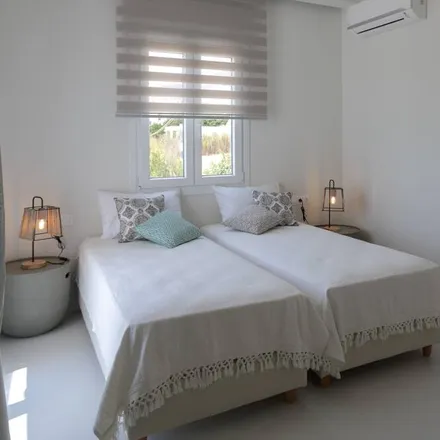 Rent this 2 bed house on Naxos in Αγιογ Αρσενιογ, Greece