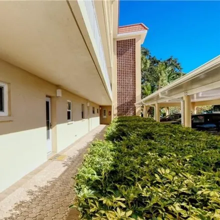 Image 3 - 1259 South Portofino Drive, Siesta Key, FL 34242, USA - Condo for rent