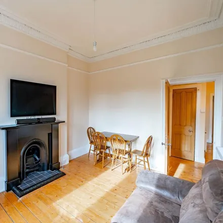 Image 4 - Stewart Terrace, 21 Balcarres Street, City of Edinburgh, EH10 5JB, United Kingdom - Apartment for rent