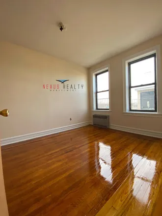 Image 4 - 7702 6th Avenue, New York, NY 11209, USA - House for rent