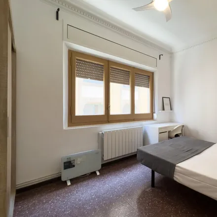 Rent this 7 bed room on Carrer de les Jonqueres in 4, 08003 Barcelona