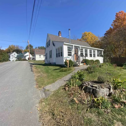 Image 2 - 40 Lamprey Street, Newmarket, Rockingham County, NH 03857, USA - House for sale