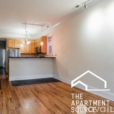 Rent this 4 bed duplex on 1314 W Roscoe St
