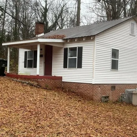 Buy this 2 bed house on 915 South Carolina Avenue in Spencer, Rowan County