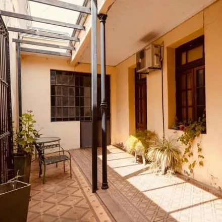 Buy this 3 bed house on Mendoza 3156 in República del Oeste, Santa Fe