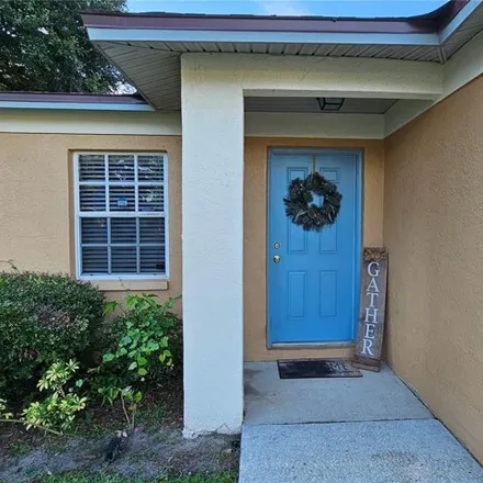 Image 2 - 8433 N River Dune St, Tampa, Florida, 33617 - House for sale